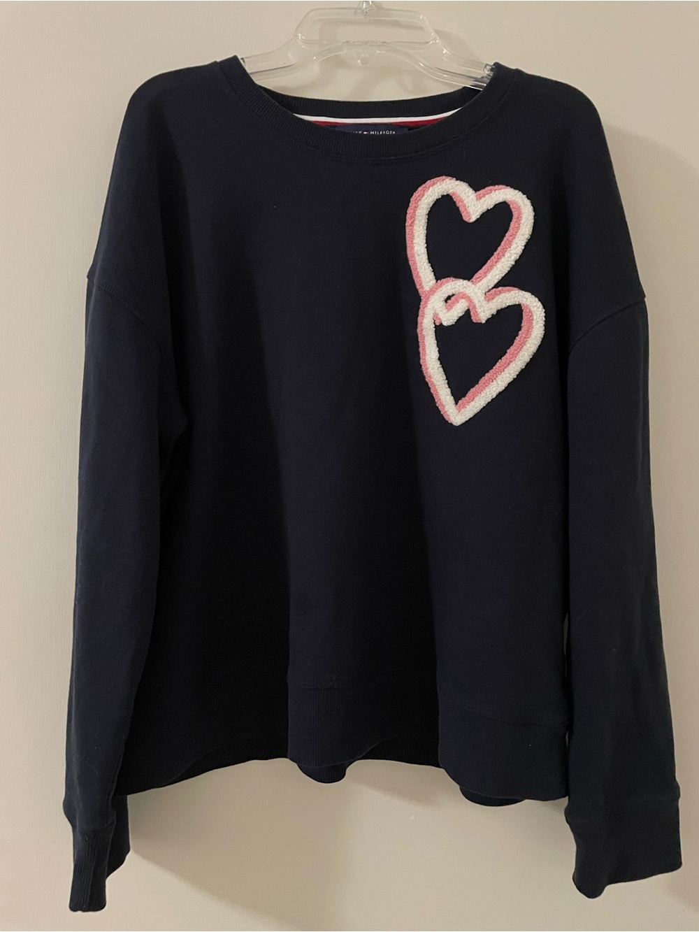 Tommy Hilfiger navy sweatshirt crew neck with pink hearts